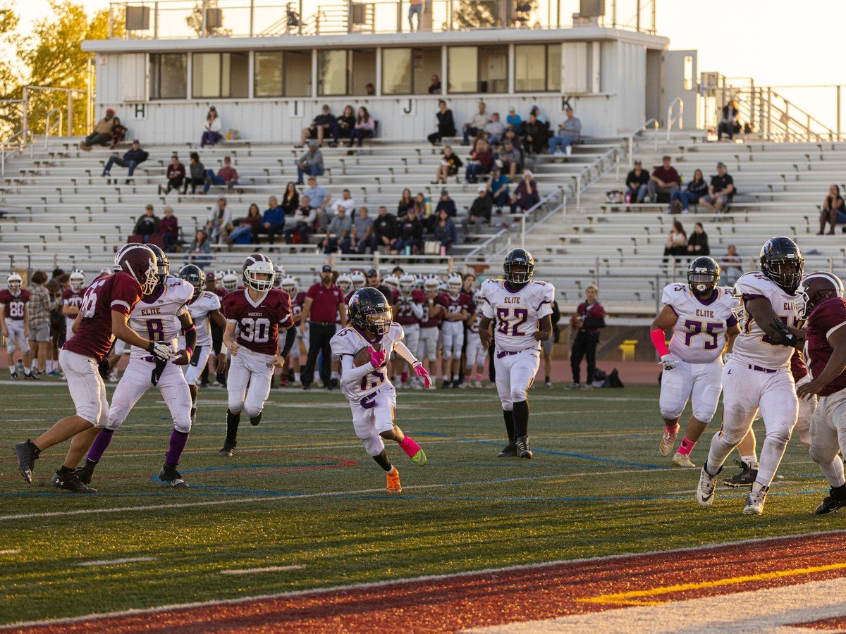 American football stadium with fans during a game (illustrative photo)